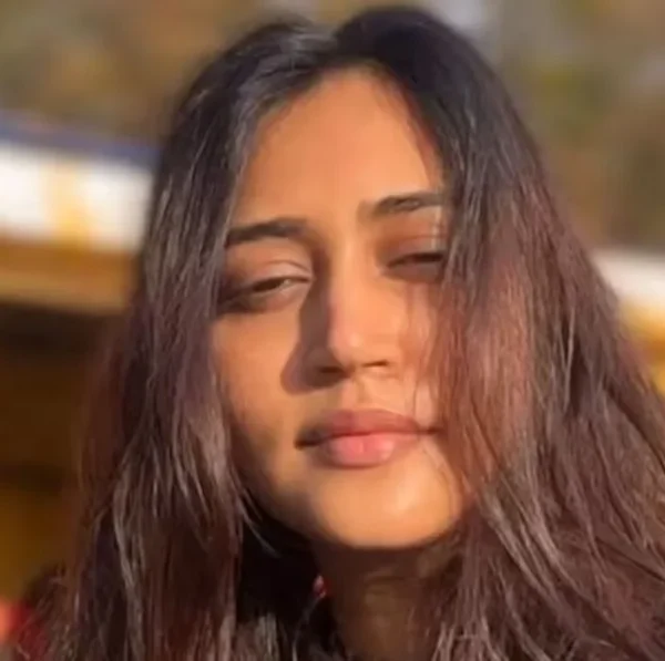 Sanvikaa Age & Know About the Panchayat Star’s Bio, Career, Height, Family, and More